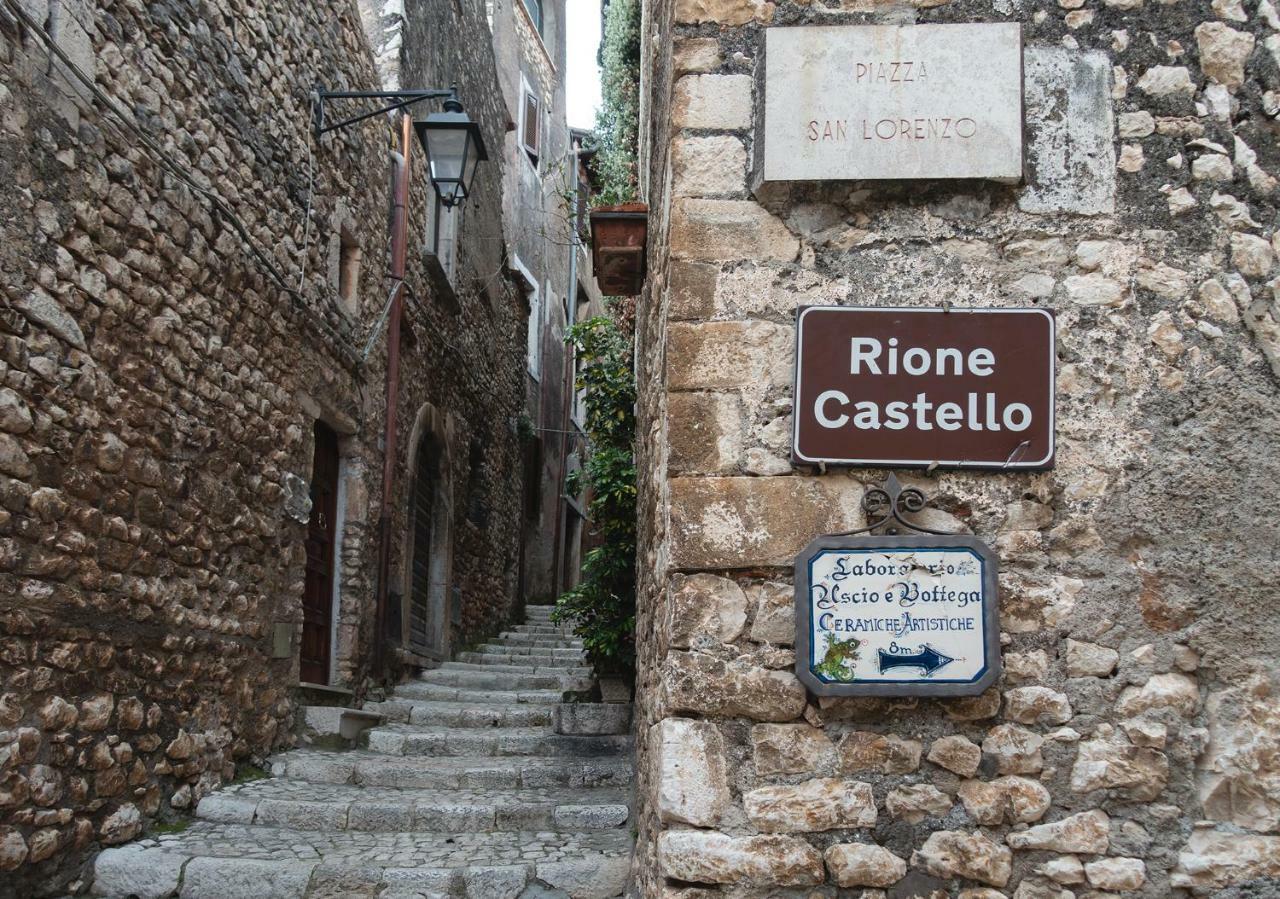 Aurora Medieval House Sermoneta Exterior foto